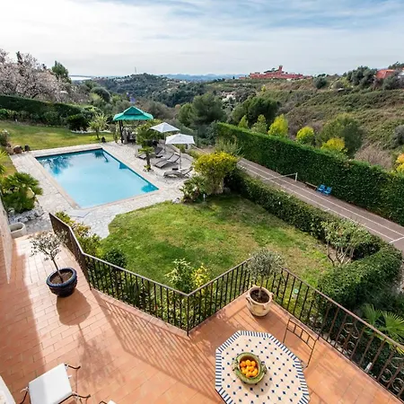 Bellet Villa *
